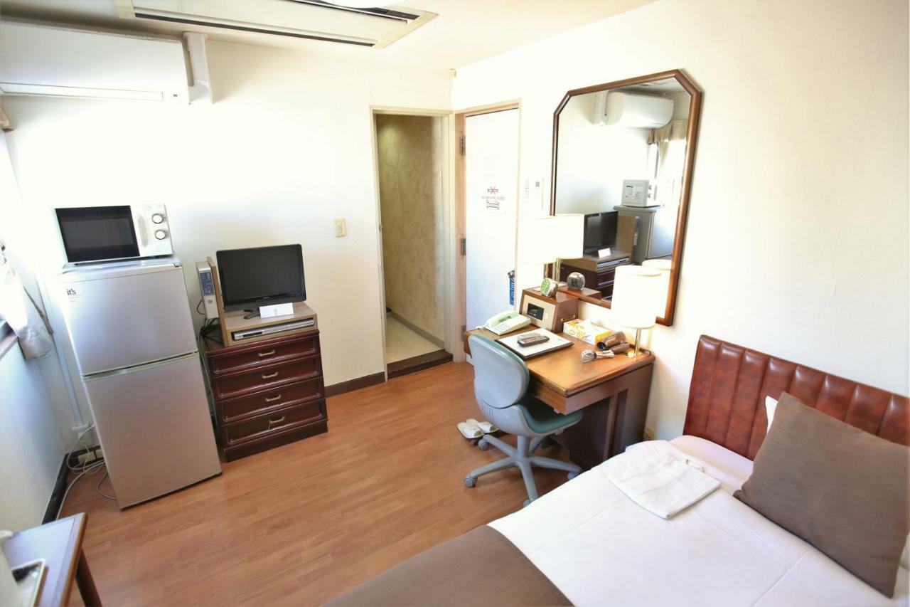 Hotel Yokosuka Bagian luar foto